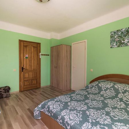 Neringa Guest House Palanga Habitación foto